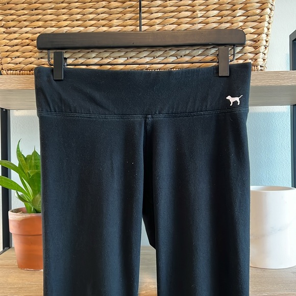 Victoria's Secret Pink Yoga Mid-Rise Black Ankle Legging, Small - Picture 2 of 9